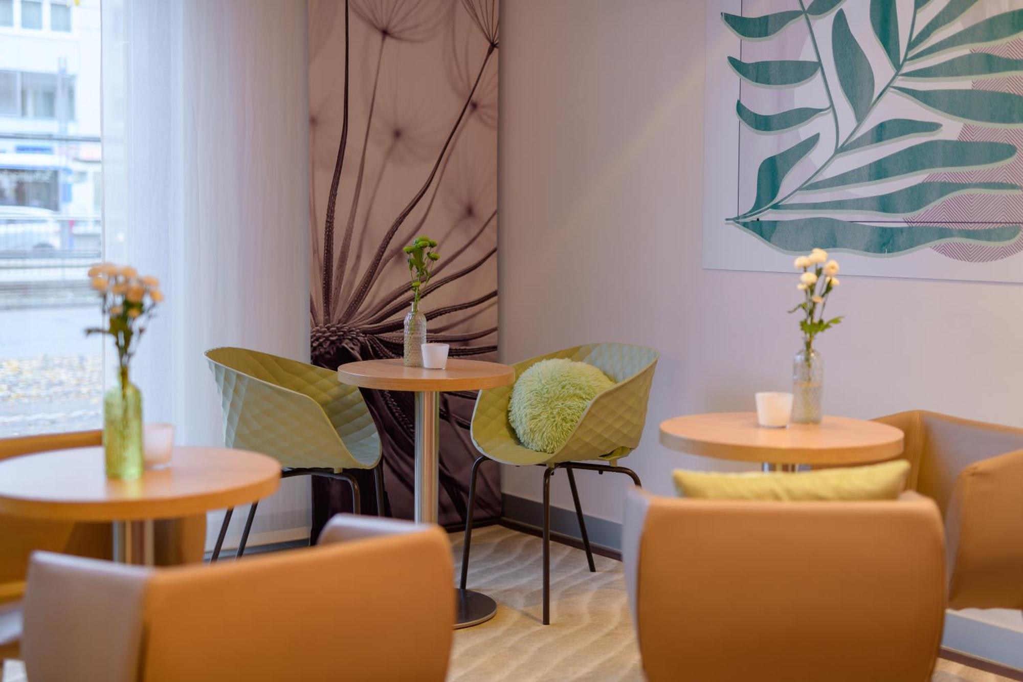Ibis Heilbronn City Exterior foto